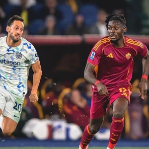 半岛体育在线-米体：国米夏窗可能再追科内；队内只有劳塔罗和皮奥是非卖品